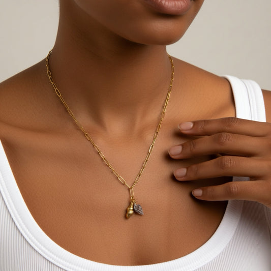 Seashell Pendant Necklace